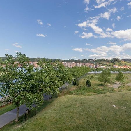 Confort Junto A La Ria De Barakaldo Kültér fotó